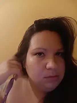 Snapshot of Szilvi93 chatting on 05/31/26, 05:26 Szilvi93 online show from 05/31/26, 05:26