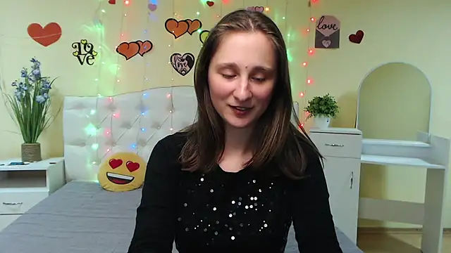 MichelLeee online show from 03/05/25, 03:18
