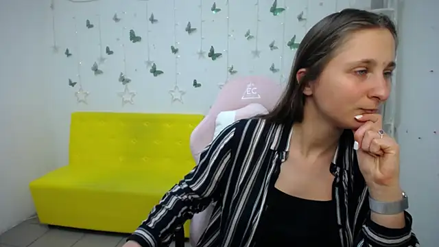 MichelLeee online show from 05/28/26, 11:29