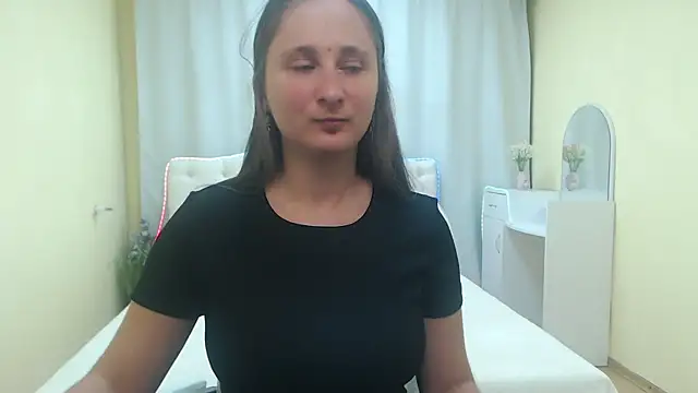 MichelLeee online show from 07/17/26, 11:50