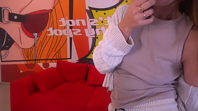 DreamyLinaa online show from 01/06/25, 07:31