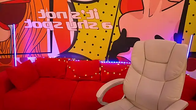 DreamyLinaa online show from 01/20/25, 07:47