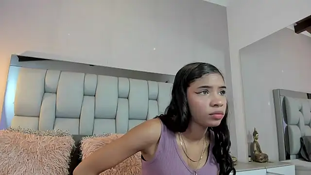 AshleyHill2 online show from 11/13/25, 03:38