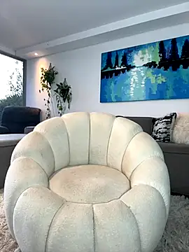 DimitriSullivan  online show from 09/19/25, 10:21