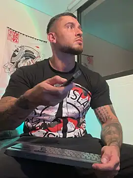 DimitriSullivan  online show from 05/25/26, 01:11