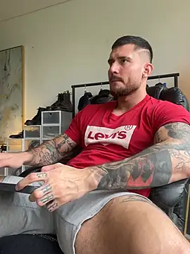 DimitriSullivan  online show from 06/09/26, 03:45