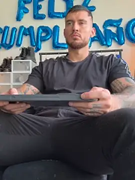 DimitriSullivan  online show from 06/18/26, 01:59