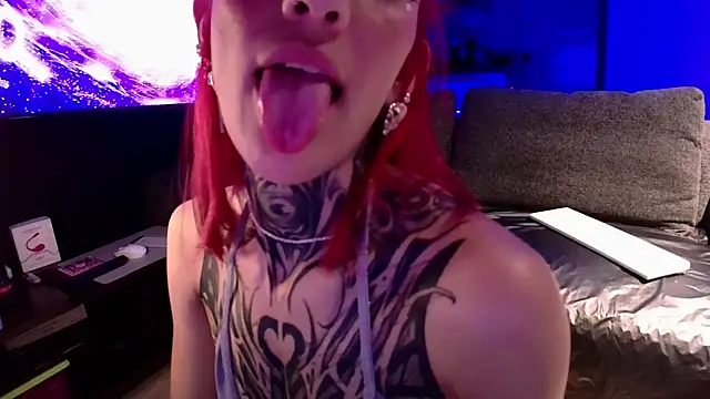 Snapshot of Ameliewitte_mjs chatting on 04/04/26, 12:42 Ameliewitte mjs online show from 04/04/26, 12:42