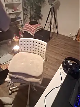 DaWoD030 online show from 12/19/24, 09:06