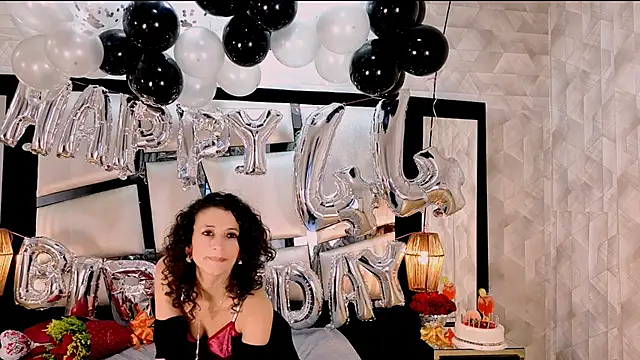 AriannaRussell  online show from 11/17/25, 04:46