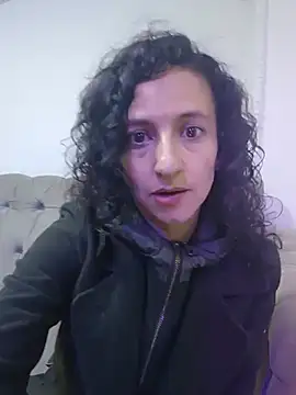 Snapshot of AriannaRussell_ chatting on 06/22/26, 12:35 AriannaRussell online show from 06/22/26, 12:35