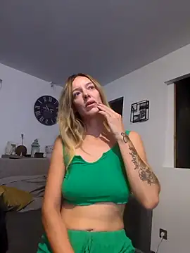 Ana-ya16 online show from 09/29/25, 03:55