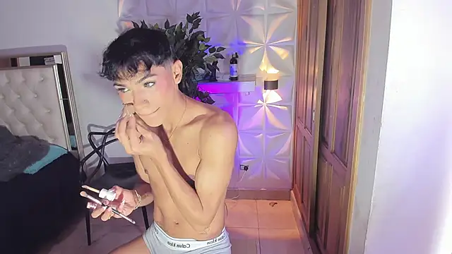 im sebaslopez online show from 10/29/25, 03:36