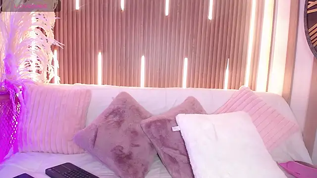 Aniie Doll online show from 09/20/25, 08:32