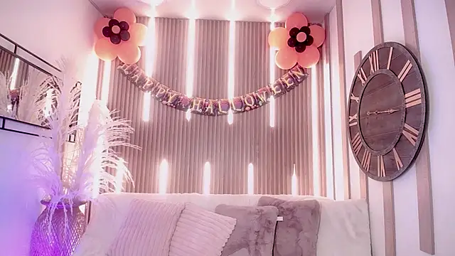 Aniie Doll online show from 10/11/25, 08:18