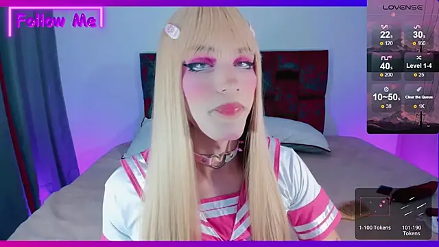 Snapshot of Kirmyy_ chatting on 12/08/24, 12:51 Kirmyy online show from 12/08/24, 12:51