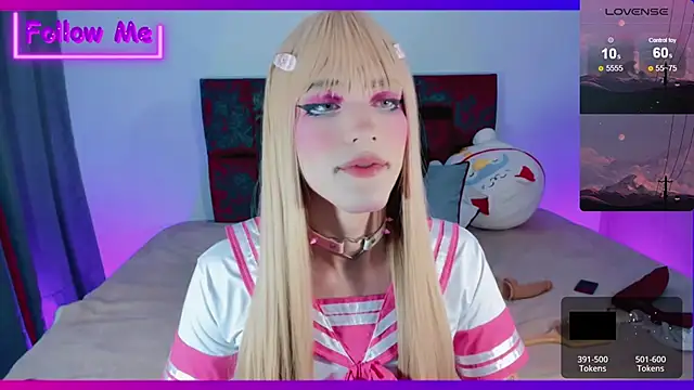 Snapshot of Kirmyy_ chatting on 12/08/24, 03:53 Kirmyy online show from 12/08/24, 03:53