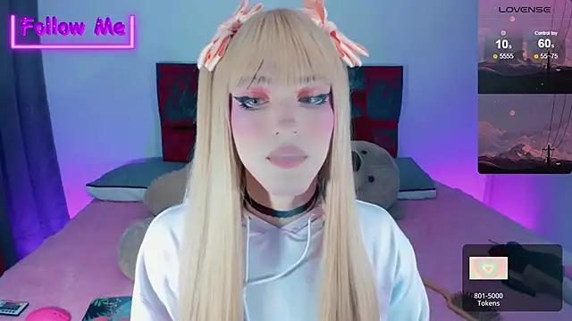 Snapshot of Kirmyy_ chatting on 12/14/24, 12:01 Kirmyy online show from 12/14/24, 12:01