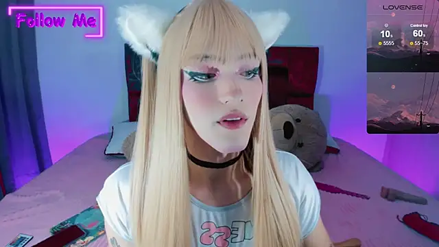 Snapshot of Kirmyy_ chatting on 12/17/24, 11:05 Kirmyy online show from 12/17/24, 11:05