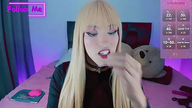 Snapshot of Kirmyy_ chatting on 12/25/24, 03:40 Kirmyy online show from 12/25/24, 03:40