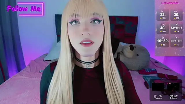 Snapshot of Kirmyy_ chatting on 12/25/24, 09:45 Kirmyy online show from 12/25/24, 09:45