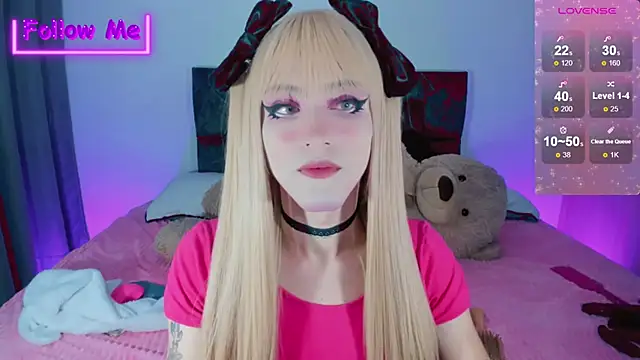 Snapshot of Kirmyy_ chatting on 12/28/24, 02:33 Kirmyy online show from 12/28/24, 02:33