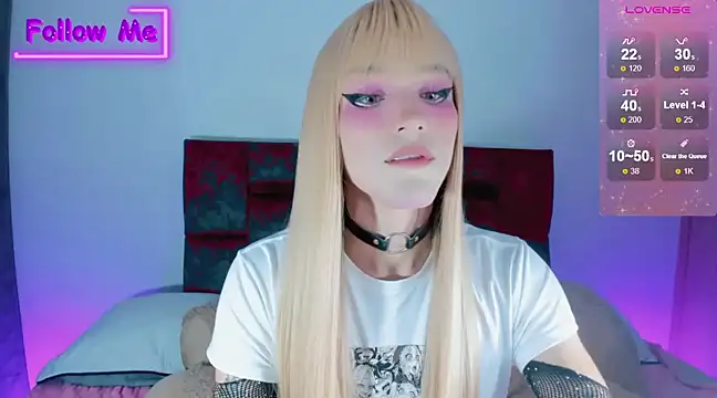 Snapshot of Kirmyy_ chatting on 01/10/25, 06:31 Kirmyy online show from 01/10/25, 06:31