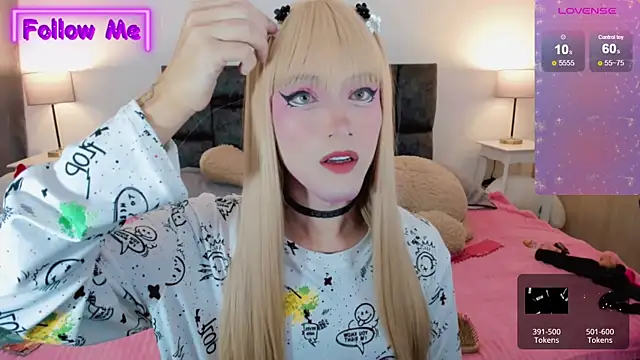 Snapshot of Kirmyy_ chatting on 02/05/25, 09:29 Kirmyy online show from 02/05/25, 09:29