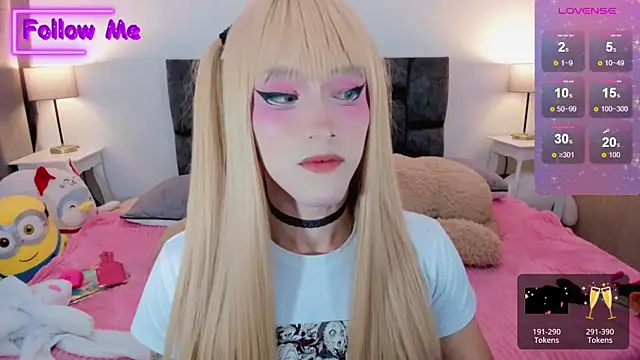 Snapshot of Kirmyy_ chatting on 02/12/25, 09:22 Kirmyy online show from 02/12/25, 09:22