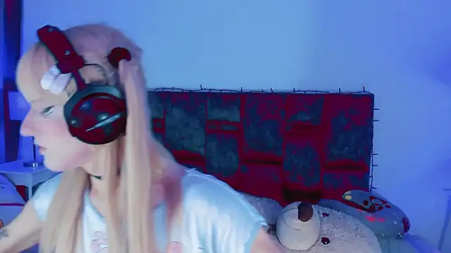 Kirmyy  online show from 11/02/25, 08:44