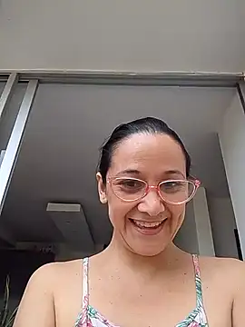 nicolle milf1978 online show from 06/26/26, 02:43