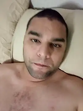 Snapshot of Lalokhalifo chatting on 12/17/24, 11:06 Lalokhalifo online show from 12/17/24, 11:06