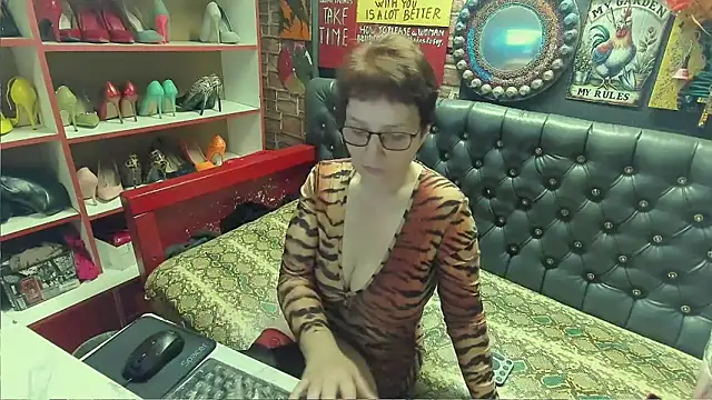 Lily4yourfun online show from 05/02/26, 06:07