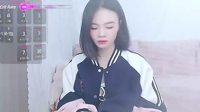 Snapshot of Koi-m- chatting on 12/19/24, 01:51 Koi-m- online show from 12/19/24, 01:51