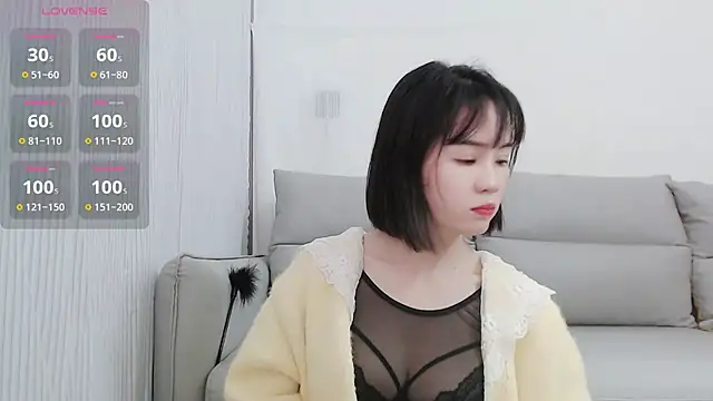 Snapshot of Koi-m- chatting on 02/28/25, 08:53 Koi-m- online show from 02/28/25, 08:53