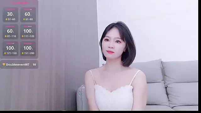 Snapshot of Koi-m- chatting on 10/29/25, 02:30 Koi-m- online show from 10/29/25, 02:30