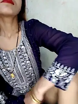 xpihu online show from 11/04/25, 11:59