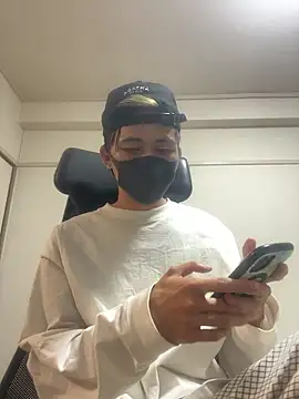 Snapshot of Manato_jp_1215 chatting on 04/17/26, 01:58 Manato jp 1215 online show from 04/17/26, 01:58