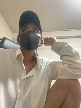 Snapshot of Manato_jp_1215 chatting on 05/24/26, 02:00 Manato jp 1215 online show from 05/24/26, 02:00