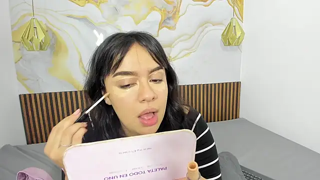 MelissaGilll online show from 11/12/25, 07:35