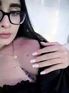 Snapshot of Aria_uwu chatting on 01/10/25, 05:47 Aria uwu online show from 01/10/25, 05:47