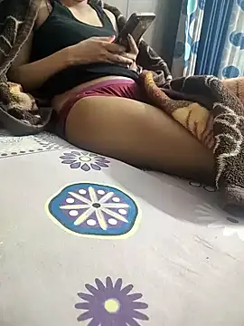 Snapshot of shalini_fire chatting on 12/24/24, 06:17 shalini fire online show from 12/24/24, 06:17