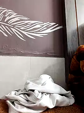 Snapshot of shalini_fire chatting on 03/01/25, 06:11 shalini fire online show from 03/01/25, 06:11