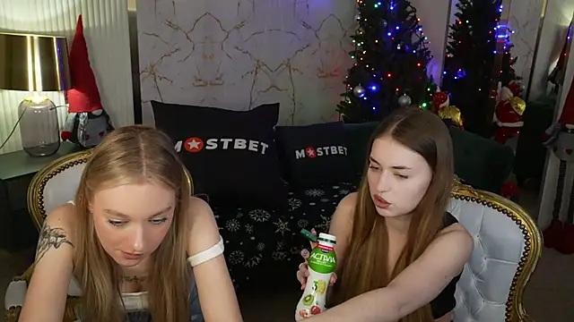 Maggie tenderness online show from 12/28/24, 04:20