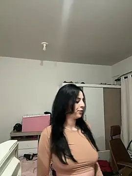 Morguisssz online show from 05/05/26, 02:41