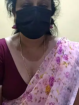 Snapshot of rekha_naier chatting on 03/07/25, 04:13 rekha naier online show from 03/07/25, 04:13