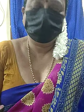 Snapshot of rekha_naier chatting on 09/16/25, 03:46 rekha naier online show from 09/16/25, 03:46