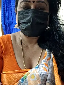 Snapshot of rekha_naier chatting on 09/25/25, 12:09 rekha naier online show from 09/25/25, 12:09