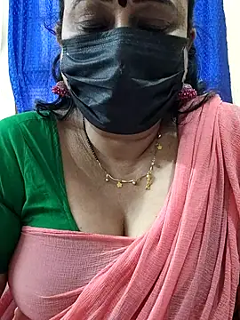 Snapshot of rekha_naier chatting on 12/14/25, 07:58 rekha naier online show from 12/14/25, 07:58