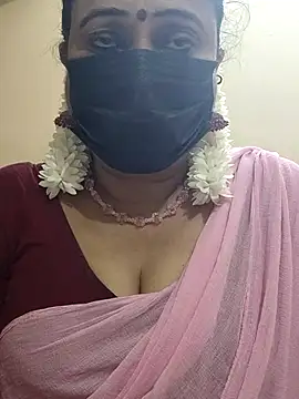 Snapshot of rekha_naier chatting on 02/14/26, 04:26 rekha naier online show from 02/14/26, 04:26